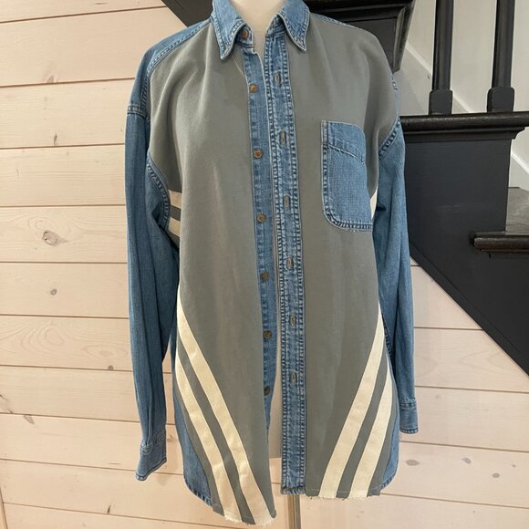065 Free People X Tricia Fix Mixed Emotions Shirt Denim Sweatshirt NWOT Size M/L - Picture 5 of 9